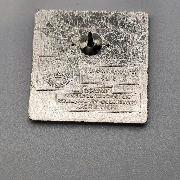 Disney Trading Pin Tigger 2013 Sweet Characters Collection WDW - Picture 2 of 3